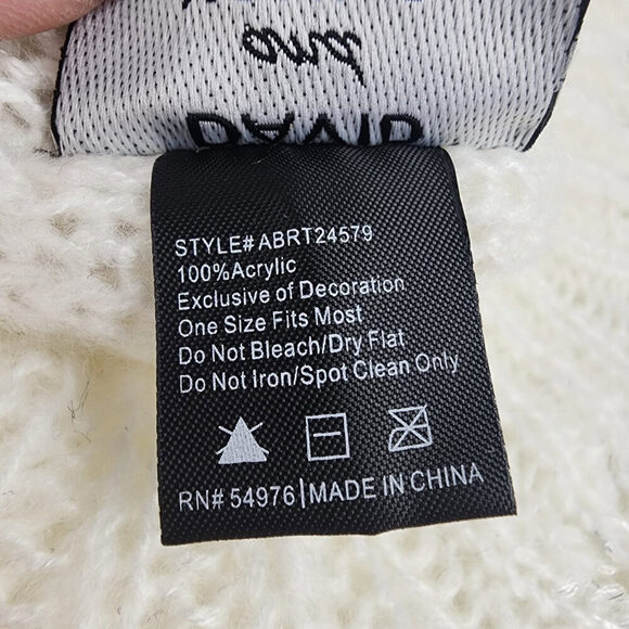 David & Young Cream Gold Sparkle Knit Tam Hat - Picture 8 of 8